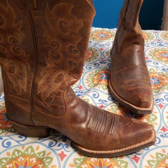 ARIAT women's boots - Picture 3 of 4